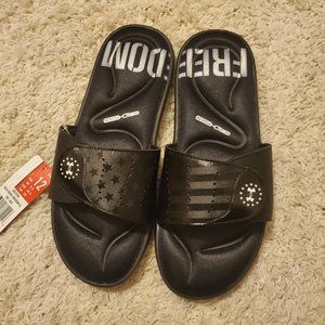 Brand new with tags men's Under Armour Sandals